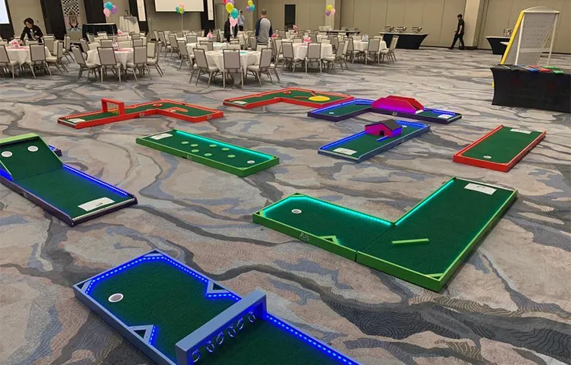 Mini golf rental for events