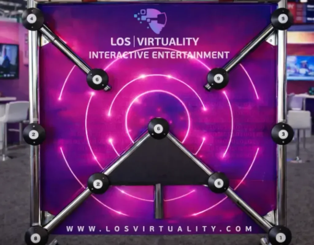 Los Virtuality batak reaction challenge at a trade show
