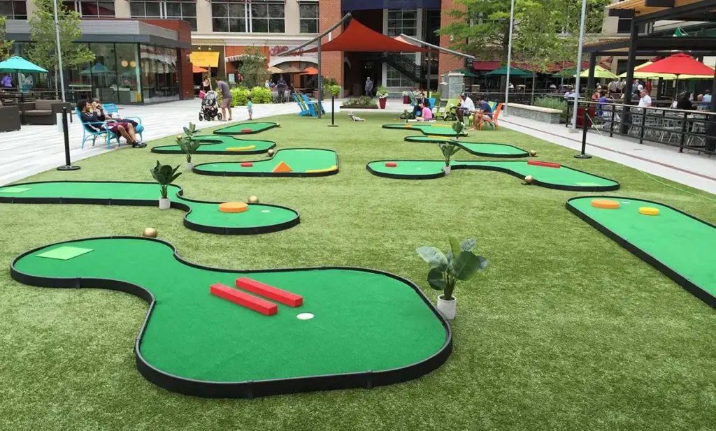 mini golf rental